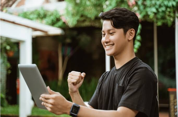 7 Tips Harian Pria Keren 2025 Tingkatkan Kualitas Diri