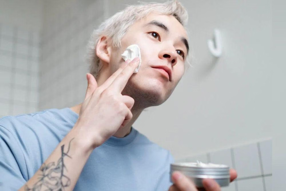 10 Tips Grooming Wajah Pria Agar Fresh Setiap Hari
